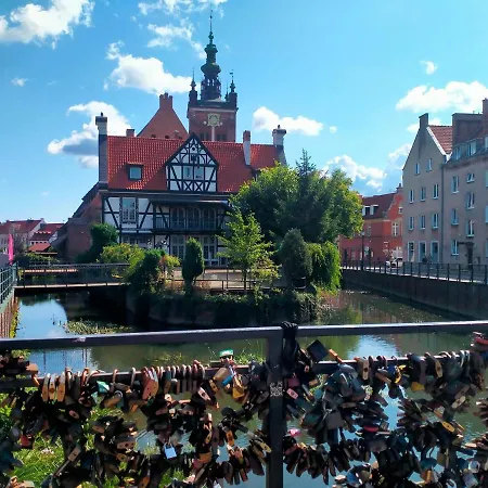 Apartament Blisko Starowki Hotel *